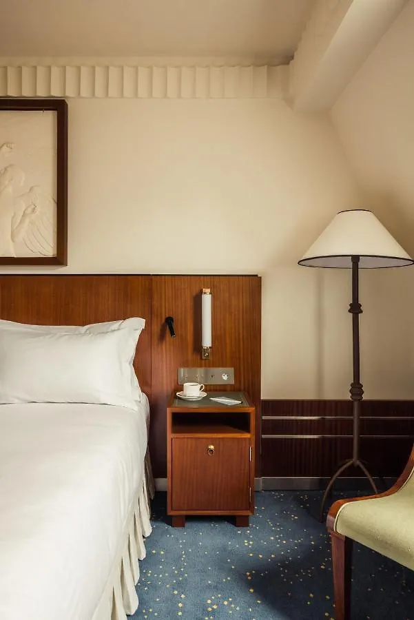 Hotel Des Grands Voyageurs Parijs