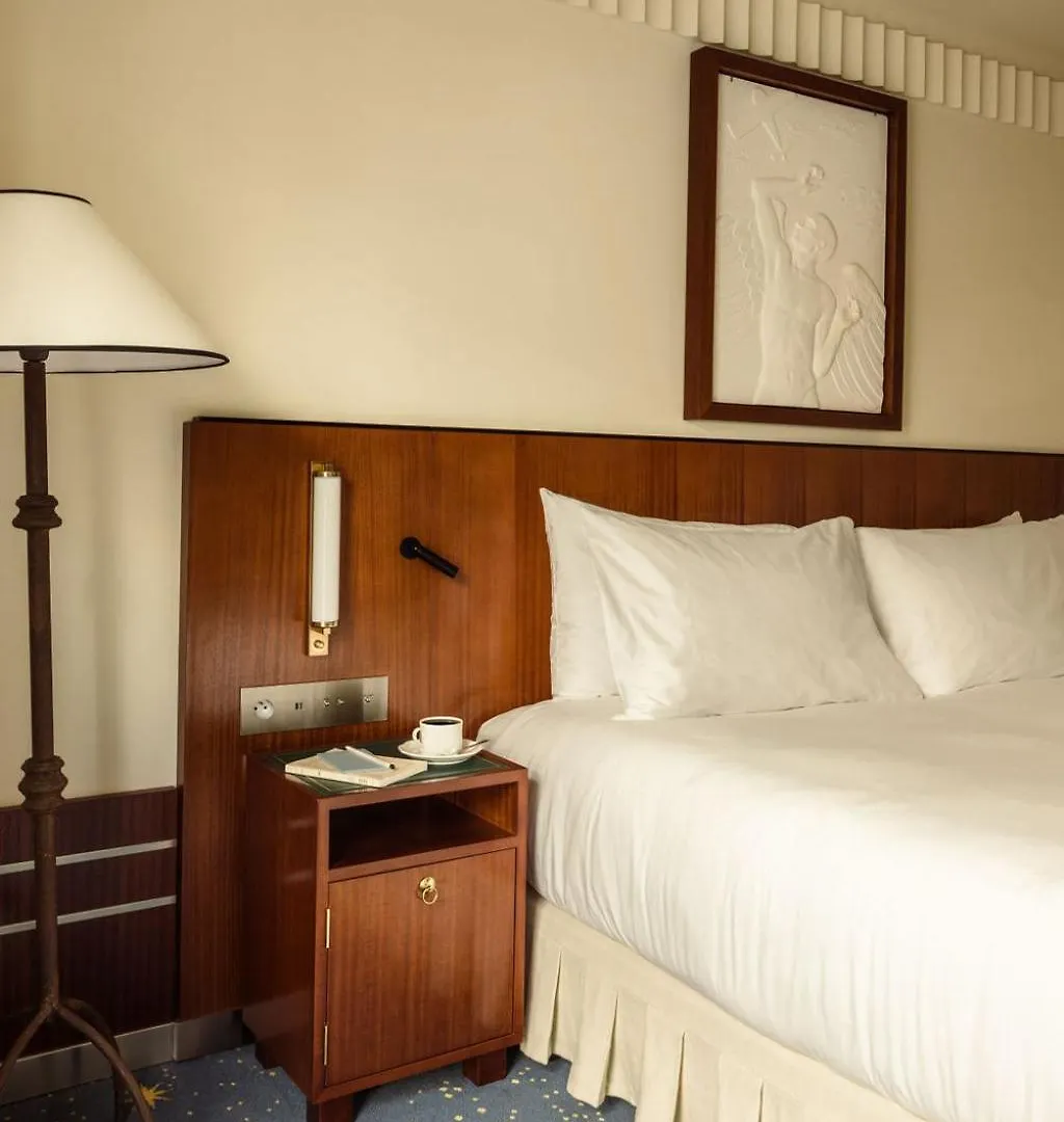 Hotel Des Grands Voyageurs Parijs