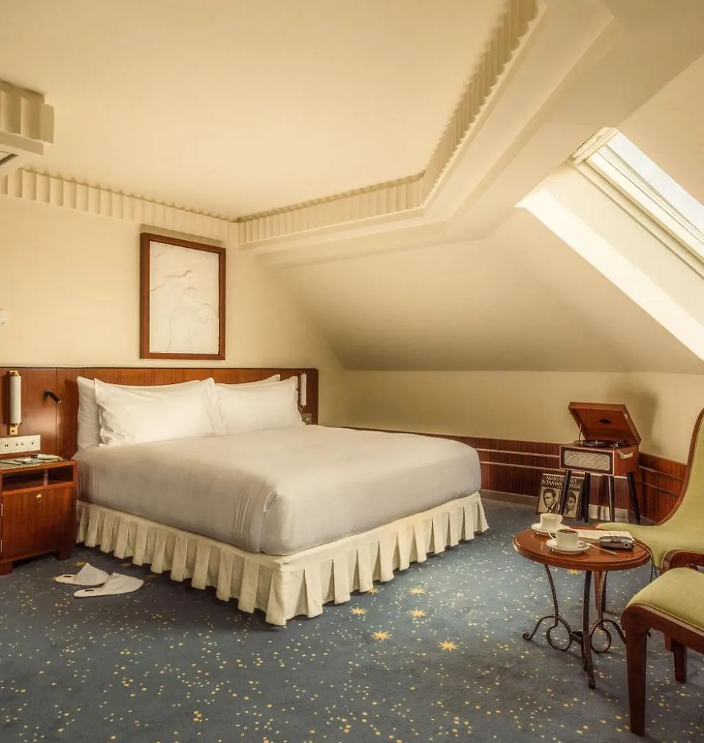 Hotel Des Grands Voyageurs Parijs