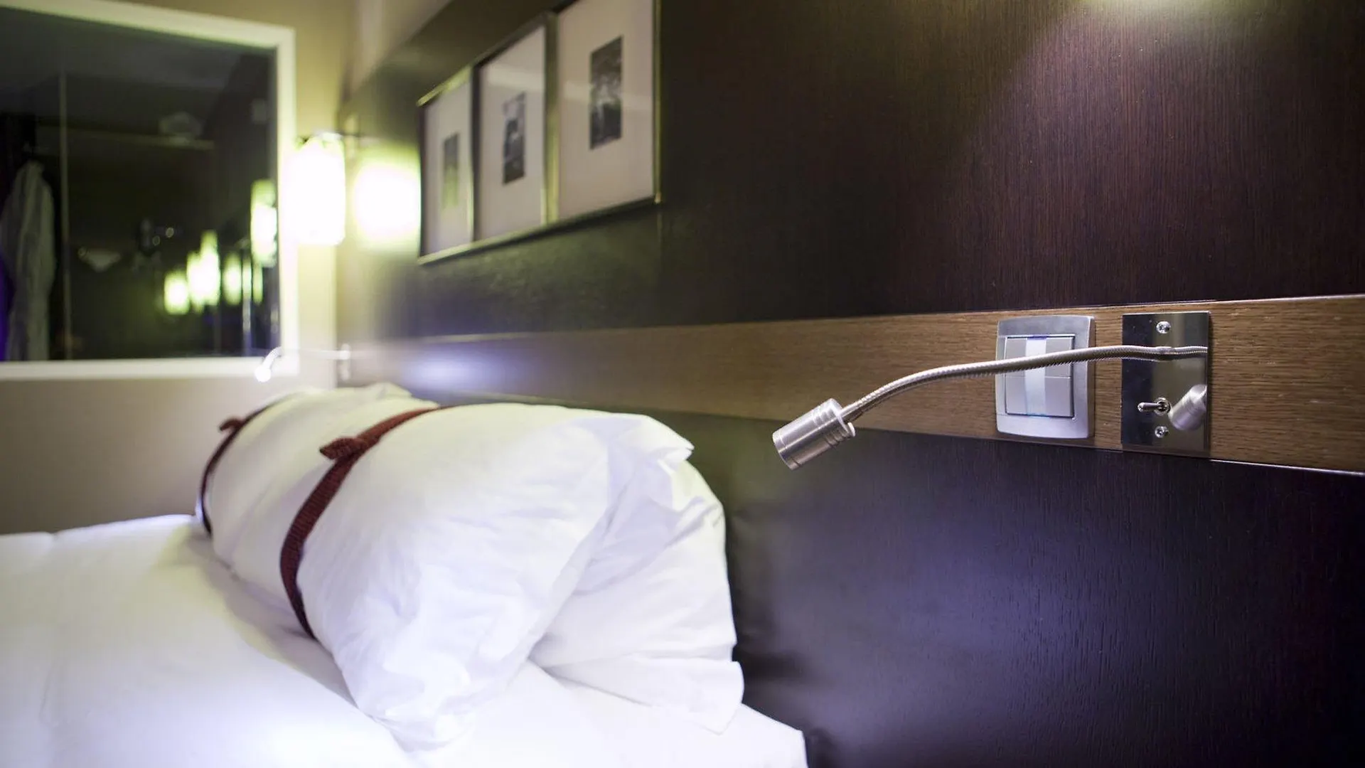 ****  Hotel Des Grands Voyageurs Parijs Frankrijk