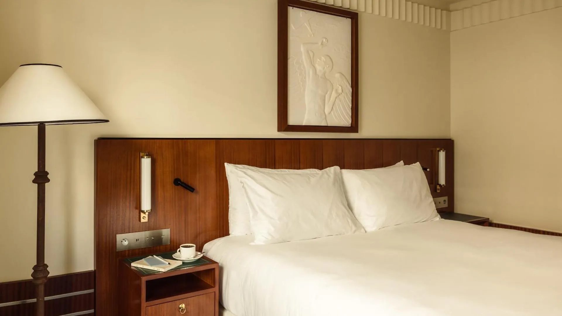 Hotel Des Grands Voyageurs Paris 4*,  France