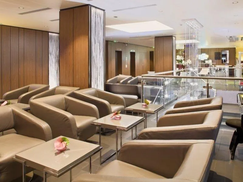 Hotel Des Grands Voyageurs Paris