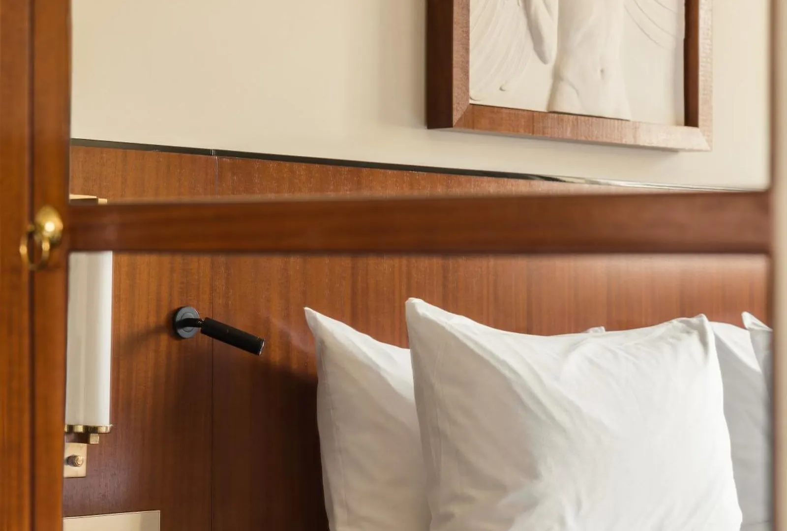 Hotel Des Grands Voyageurs Parijs