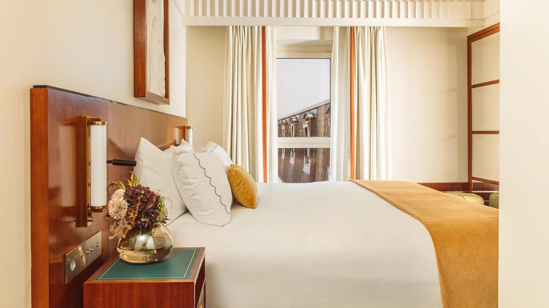 Hotel Des Grands Voyageurs Париж