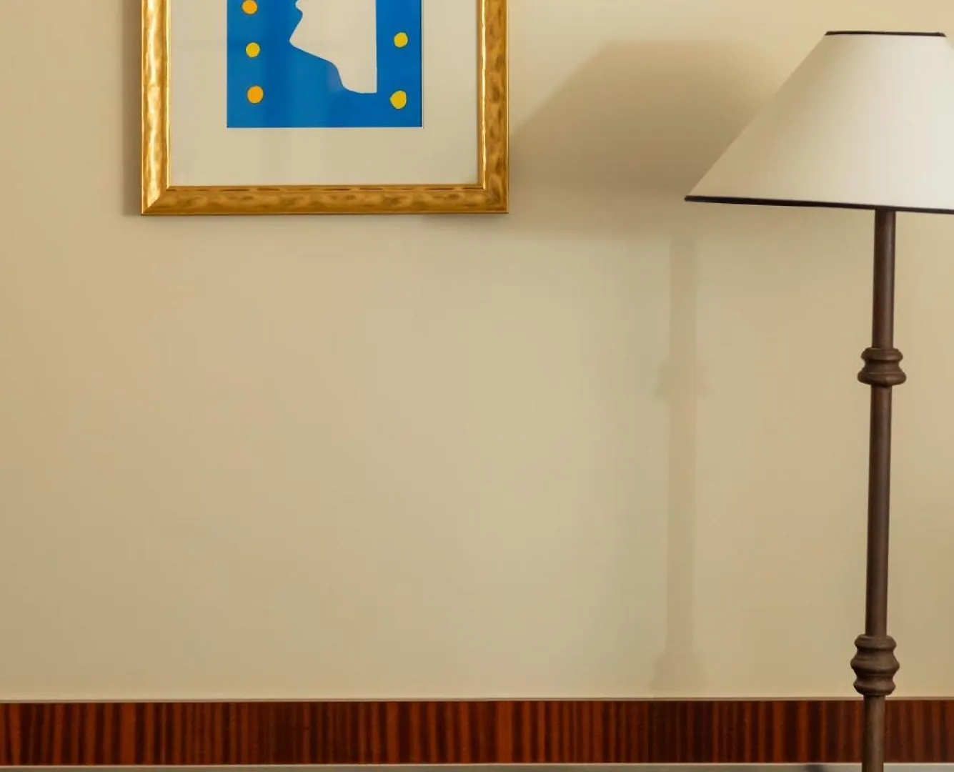 Hotel Des Grands Voyageurs Париж 4*,